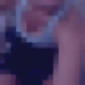 Chloe, femme de 34 ans cherche plan cul à Salon-de-Provence