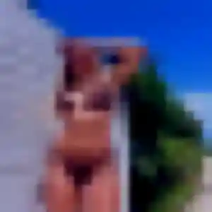 Noura, 28 ans, en ligne à Salses-le-Château pour une rencontre coquine