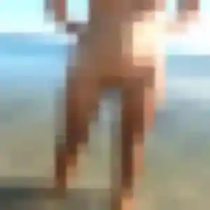 Marie-Cecile, 23 ans, connectée à Sanilhac-Sagriès pour une rencontre coquine