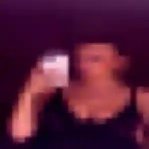 Anouk (23 ans) à Sarreinsming cherche une rencontre maintenant