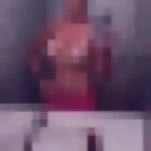 Photo exclusive de Iseult, 29 ans à Scey-sur-Saône-et-Saint-Albin - rencontre sans lendemain