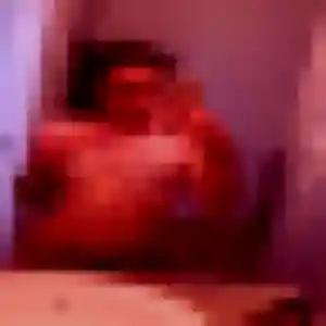 Emma, femme de 36 ans propose plan cul à Semécourt