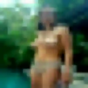 Mylene, 23 ans, connectée à Septeuil pour une rencontre coquine