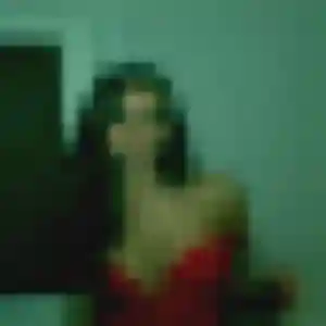 Emilie, 29 ans, en ligne à Servance-Miellin pour un plan cul