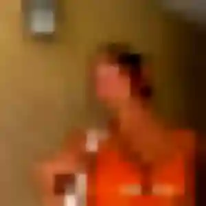 Christelle, 30 ans, disponible à Signes pour un plan cul