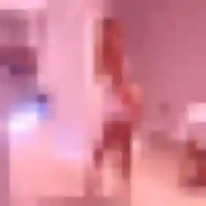 Nelly, 44 ans, disponible à Sillé-le-Guillaume pour une rencontre coquine