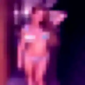 Gaelle, 22 ans, dispo pour plan cul à Simandre-sur-Suran