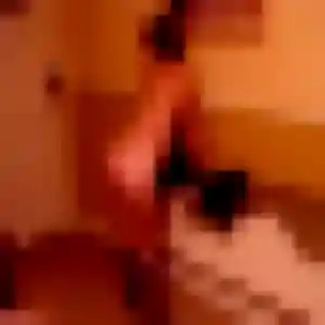 Emilie, fille de 23 ans cherche plan cul à Surques