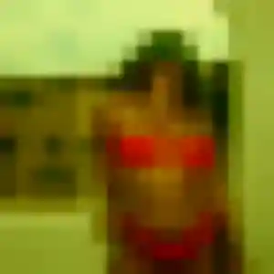 Photo de Lou-Anne à Taissy (35 ans) - plan cul discret