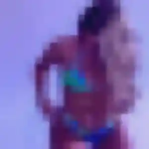 Rejoins Pierrette, 25 ans à Taissy en privé