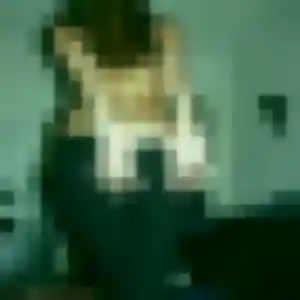 Nelly, 23 ans, en ligne à Taugon pour une rencontre coquine