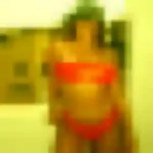 Fiona, fille de 33 ans cherche plan cul à Terrats