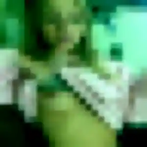 Suzanne, 38 ans, disponible à Terres-de-Haute-Charente pour un plan cul