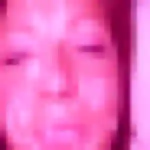 Jeanne, femme de 37 ans propose plan cul à Teuillac