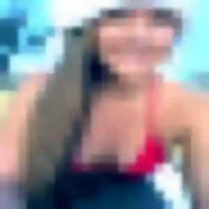 Phoebe, 40 ans, connectée à Thaon-les-Vosges pour une rencontre coquine