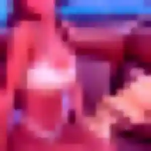 Photo de Nora à Thenon (33 ans) - plan cul anonyme