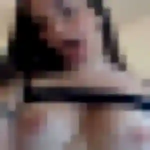 Justine, 33 ans, dispo pour plan cul à Thil