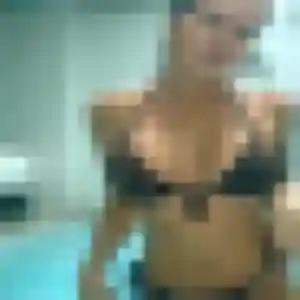 Sexy Azalee, 26 ans à Thoiry - découvrir son profil