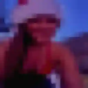 Anne-Charlotte (36 ans) à Thuret propose une rencontre maintenant