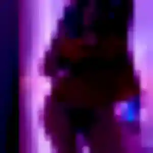 Xena, 27 ans, connectée à Tôtes pour une rencontre coquine