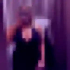 Rym, 33 ans, connectée à Tournon-Saint-Martin pour un plan cul