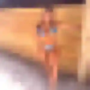 plan cul à Tourtour : photo de Sylvie, 23 ans - accès libre