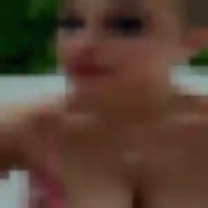 Berengere, femme de 23 ans veut plan cul à Trans-en-Provence