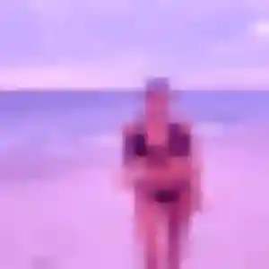 Rencontre Flavie, 24 ans à Trélévern en privé