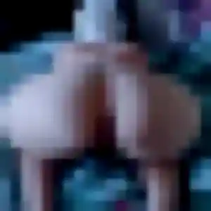 Contacte Lina, 27 ans à Tremblay-en-France gratuitement
