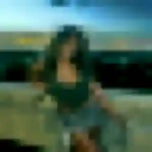 Sexy Chloe, 22 ans à Trept - la contacter