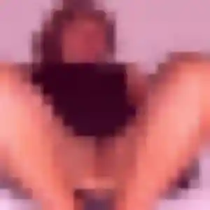 Elvire (43 ans) à Trept propose un plan cul ce soir