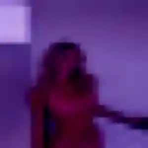 Xaviere (23 ans) à Trévron cherche une rencontre ce soir