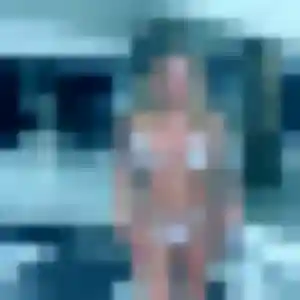 Oriane, femme de 37 ans propose plan cul à Trieux