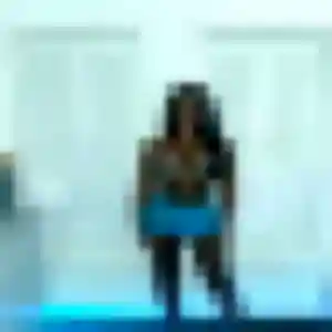 Kim, femme de 22 ans veut plan cul à Trouy
