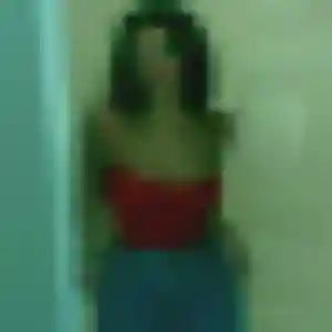 Romane, 41 ans, en ligne à Tucquegnieux pour un plan cul