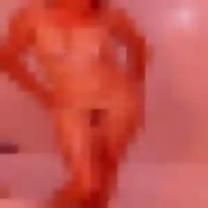 Photo de Helene à Ully-Saint-Georges (29 ans) - plan cul discret