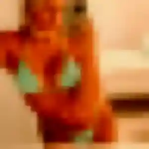 Siham, 42 ans, disponible à Ury pour un plan cul