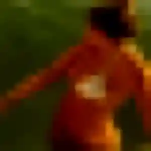 Sexy Elena, 31 ans à Val-d'Arc - voir sa photo