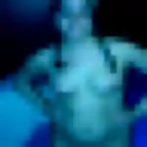 Photo de Ornella à Vallans (32 ans) - plan cul gratuit