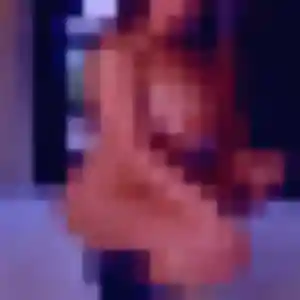 Yasmine, 26 ans, dispo pour plan cul à Vallon-Pont-d'Arc