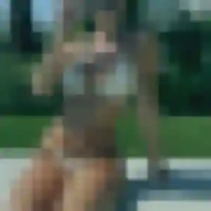 Giulia, 41 ans, disponible à Vandoncourt pour un plan cul