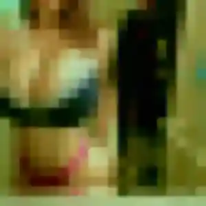 Sexy Colombe, 26 ans à Vatteville-la-Rue - voir sa photo