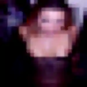Sixtine, 33 ans, disponible à Vaumoise pour un plan cul