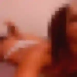 Hyacinthe, 27 ans, disponible à Vaux-sur-Mer pour une rencontre coquine