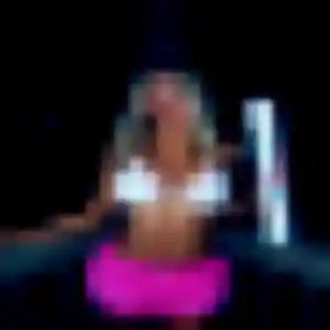 Estee, fille de 35 ans propose plan cul à Venzolasca