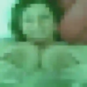 Rejoins Oumaima, 32 ans à Vert-le-Grand en privé