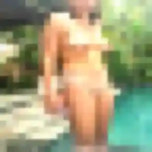 Photo de Alexandra à Vézézoux (33 ans) - plan cul discret
