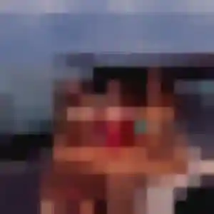 Corinne, 24 ans, connectée à Vézins-de-Lévézou pour une rencontre coquine