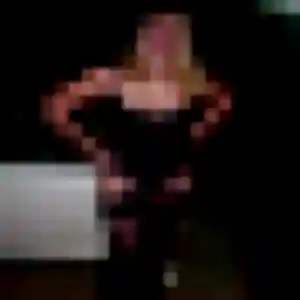 Photo de Marie-Therese à Vicq-sur-Breuilh (22 ans) - plan cul sans inscription