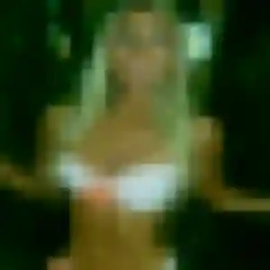 Phoebe de Videlles, 38 ans - plan cul discret
